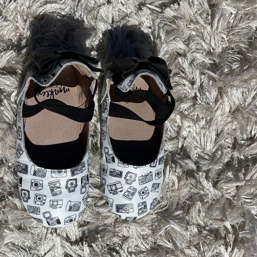 Monkey Feet Ballet flats - Picture 4 of 10